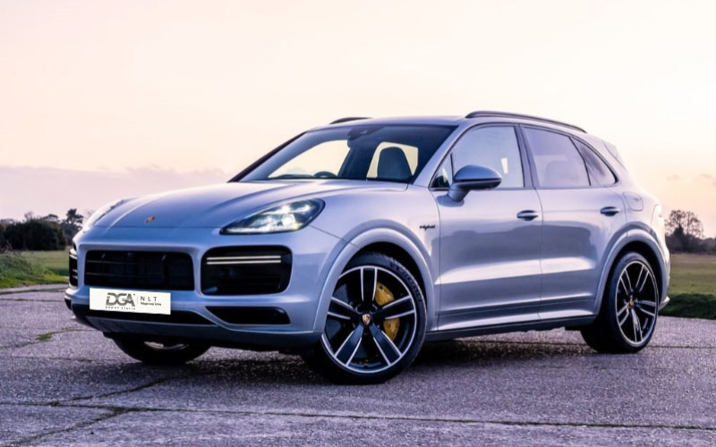 Noleggio Lungo Termine Porsche CAYENNE